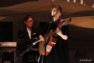 竹内アンナ、NiziU「Make you happy」カバーを26日放送の『MUSIC FAIR』で披露 - 画像一覧（2/2）
