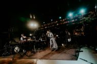 YOASOBI、圧巻の生配信ライブ『SING YOUR WORLD』でファンを魅了 - 画像一覧（11/12）