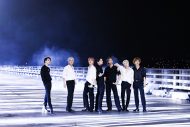BTS、2日連続で米人気トークショーに出演！2日目は橋の上で「Butter」をパフォーマンス - 画像一覧（3/4）