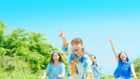 青い空！ 弾ける笑顔！ ももクロ・高城れに、ソロ新曲「SKY HIGH」MV公開