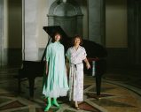 のんが“音楽の妖精に”！本日デビュー45周年を迎えた矢野顕子が、新曲「音楽はおくりもの」MV公開 - 画像一覧（1/2）