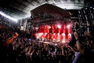 ONE OK ROCK、自身初の試みとなるアコースティックライブが大盛況 - 画像一覧（2/3）