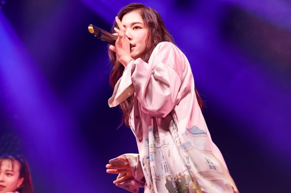 當山みれい、たび重なる延期を経たライブハウスツアーのファイナル公演がついに実現