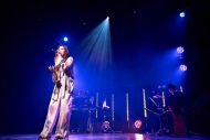 當山みれい、たび重なる延期を経たライブハウスツアーのファイナル公演がついに実現 - 画像一覧（4/6）