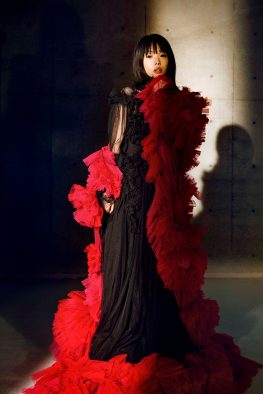 アイナ・ジ・エンド（BiSH）、3ヵ月連続リリースと全国ツアーの開催を発表