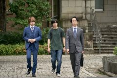 俳優・今井朋彦、伊野尾慧＆神宮寺勇太を語る。「現場での第一印象は、おふたりとも目が綺麗だということ」