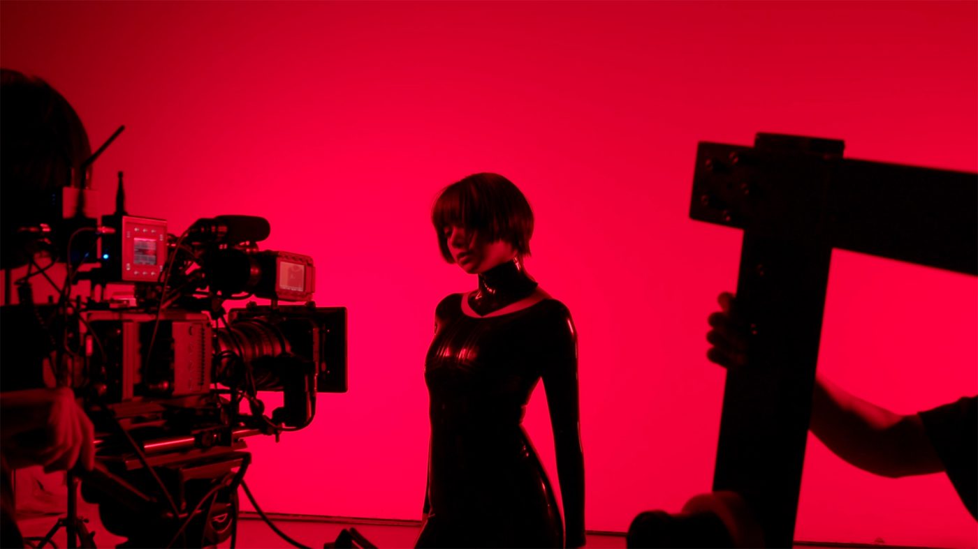 ELAIZA（池田エライザ）、デビュー曲「Close to you」MVのメイキングムービー公開