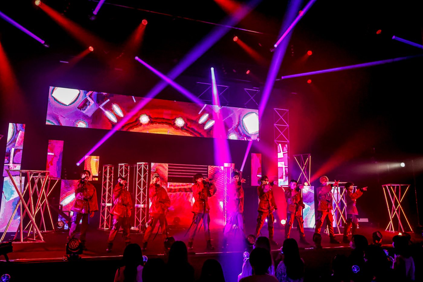 SUPER★DRAGON、会場ごとにセットリストが異なる『SIX DAY』ツアーがスタート