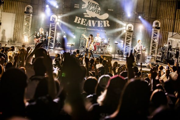 SUPER BEAVER、283分のドキュメント。最低のコロナ禍を最高のドラマに塗り替えたバンドの生き様