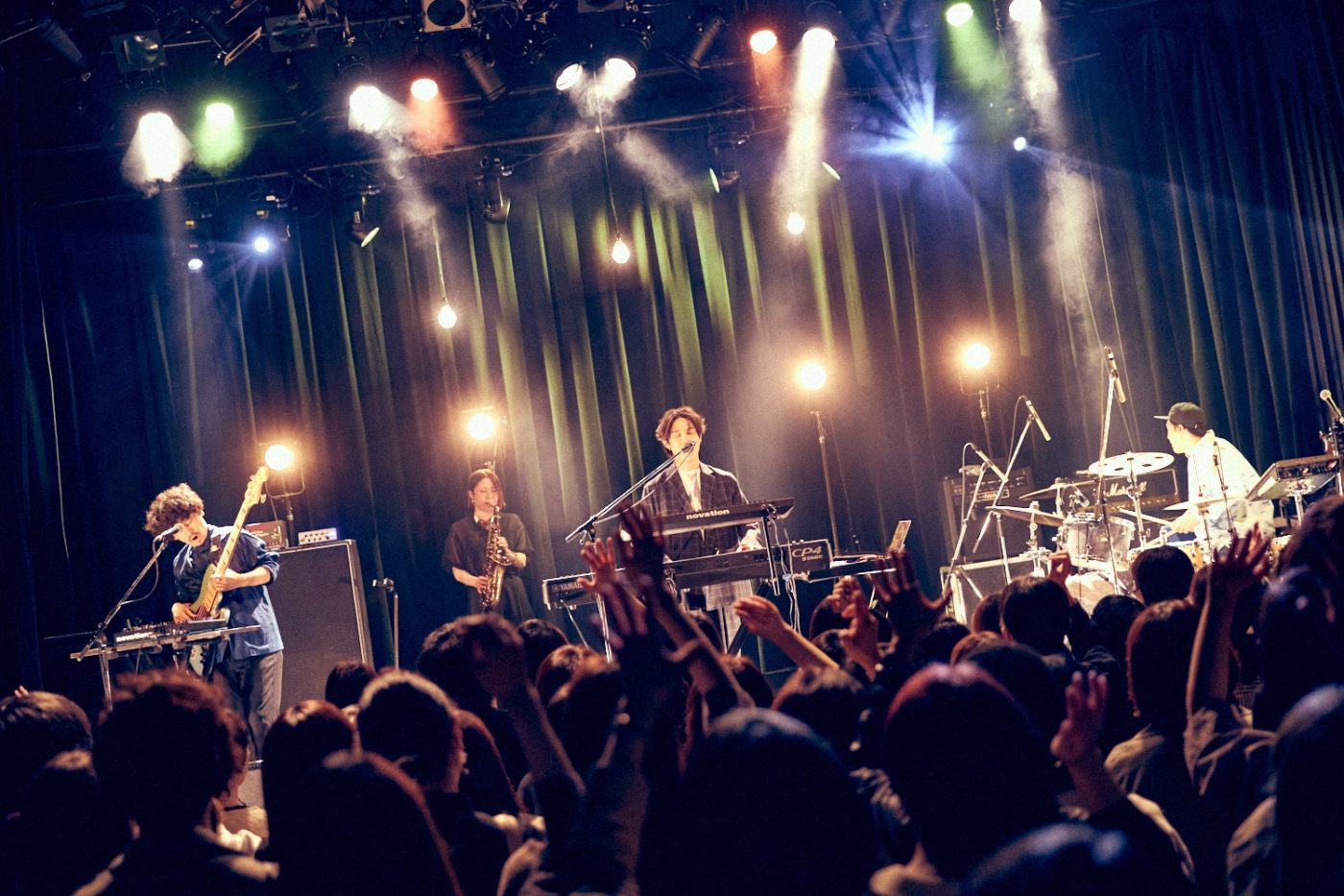 Omoinotakeとmol-74がアニメ『ブルーピリオド』で繋がる、期待の2マンライブレポート - 画像一覧（2/16）