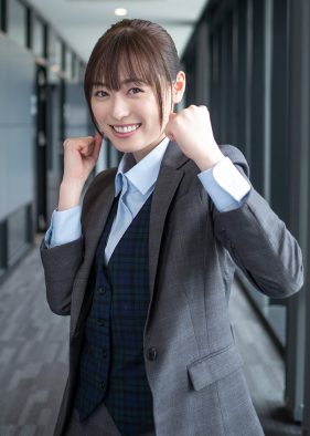 福原遥、WOWOWドラマ『今どきの若いモンは』で“究極の上司”を演じる反町隆史と初共演