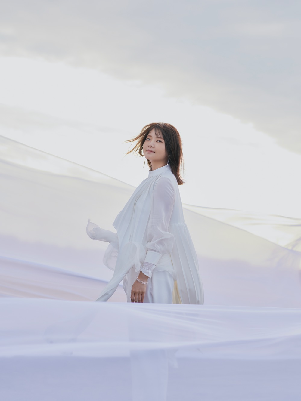 吉岡聖恵、初のオリジナル楽曲「まっさら」MVのプレミア公開が決定 - 画像一覧（3/4）