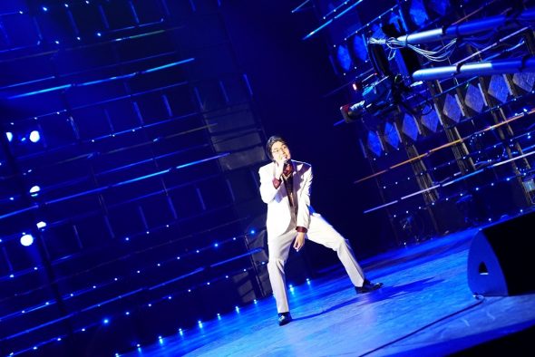 小林右京、「顔が良いやつは音楽をやるな」のTV初パフォーマンスが決定