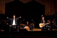 コブクロ、『大阪 MUSIC LOVER ～Road to 2025～』に出演！ イベントラストにはサプライズも - 画像一覧（4/4）
