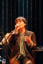 flumpool、初のアコースティックセットでのツアーが地元・大阪で開幕！「大人な冒険を楽しんで！」 - 画像一覧（2/9）