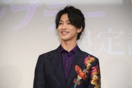 横浜流星＆佐野勇斗、映画『嘘喰い』学生限定試写会にサプライズ登場！ 学生からの質問にガチ回答 - 画像一覧（2/5）