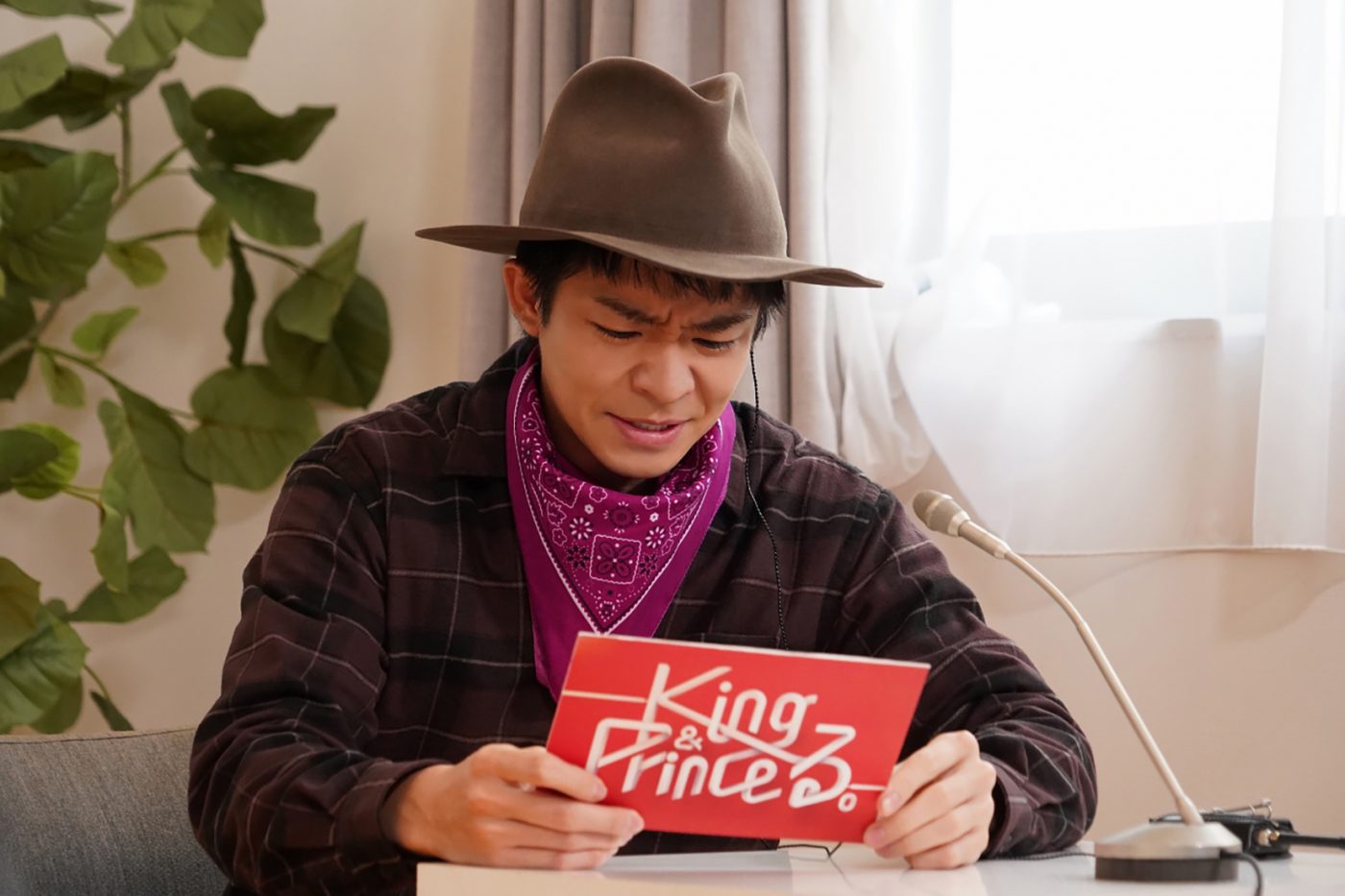 日本語禁止！ King ＆ Prince、岸優太のカタコト英語レシピで料理作りに挑戦 - 画像一覧（1/1）