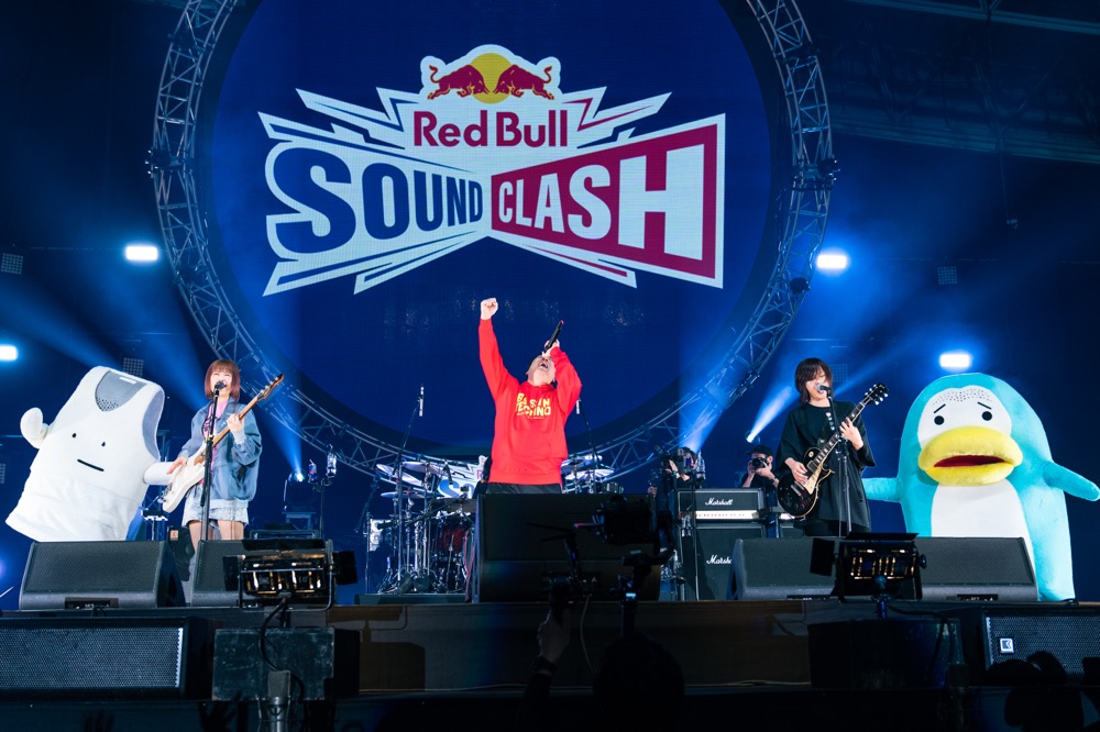 岡崎体育×ヤバイＴシャツ屋さん、『Red Bull SoundClash 2022』でかつてない音楽対決が実現 - 画像一覧（8/12）