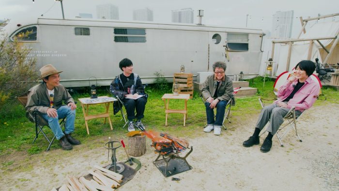 WOWOWのミニ番組『FUJI&SUN’22 NAVI!』で、奥田民生がたけだバーベキューの特製焼きそばを大絶賛