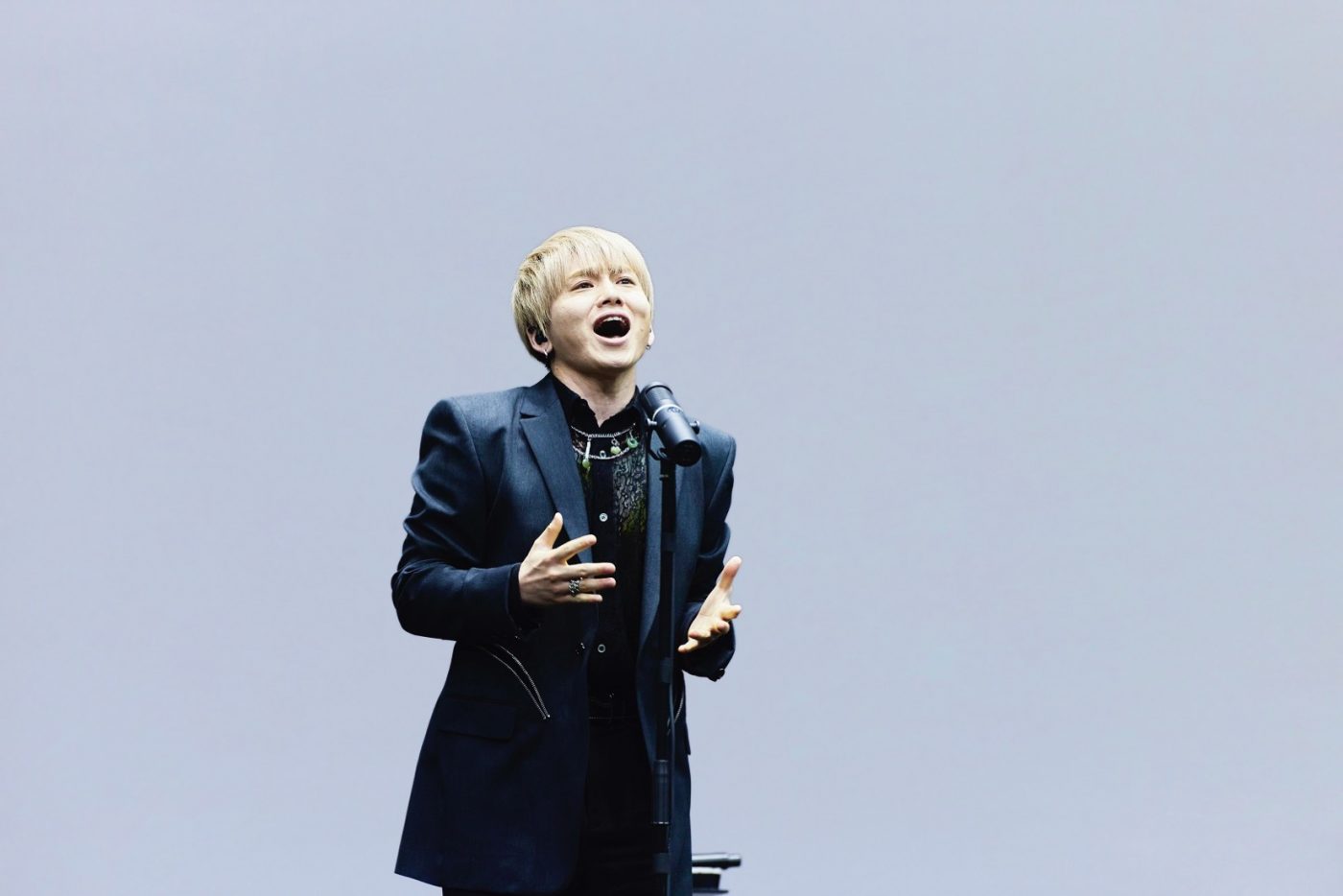 初の有観客ライブ『INSIDE THE FIRST TAKE』レポート。miwa、Creepy Nutsらが一発撮りで音楽と向き合った2日間 - 画像一覧（4/37）