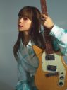 大比良瑞希、3rdアルバム収録曲「ダージリン」MV公開！ 愛機のギター片手に葛藤する女性に寄り添う - 画像一覧（1/2）