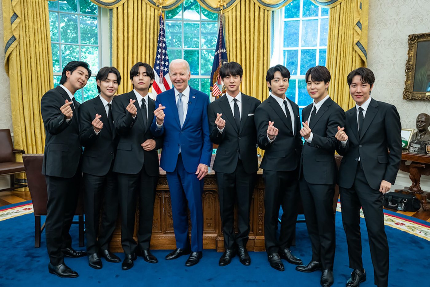 BTS、ホワイトハウスでバイデン米大統領と歓談！ 韓国アーティスト初