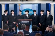 BTS、ホワイトハウスでバイデン米大統領と歓談！ 韓国アーティスト初 - 画像一覧（3/5）