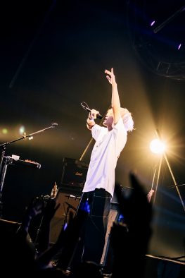 秋山黄色、全国11ヵ所を回るワンマンツアー完走！「今日のライブで感じたままに生きてください！」