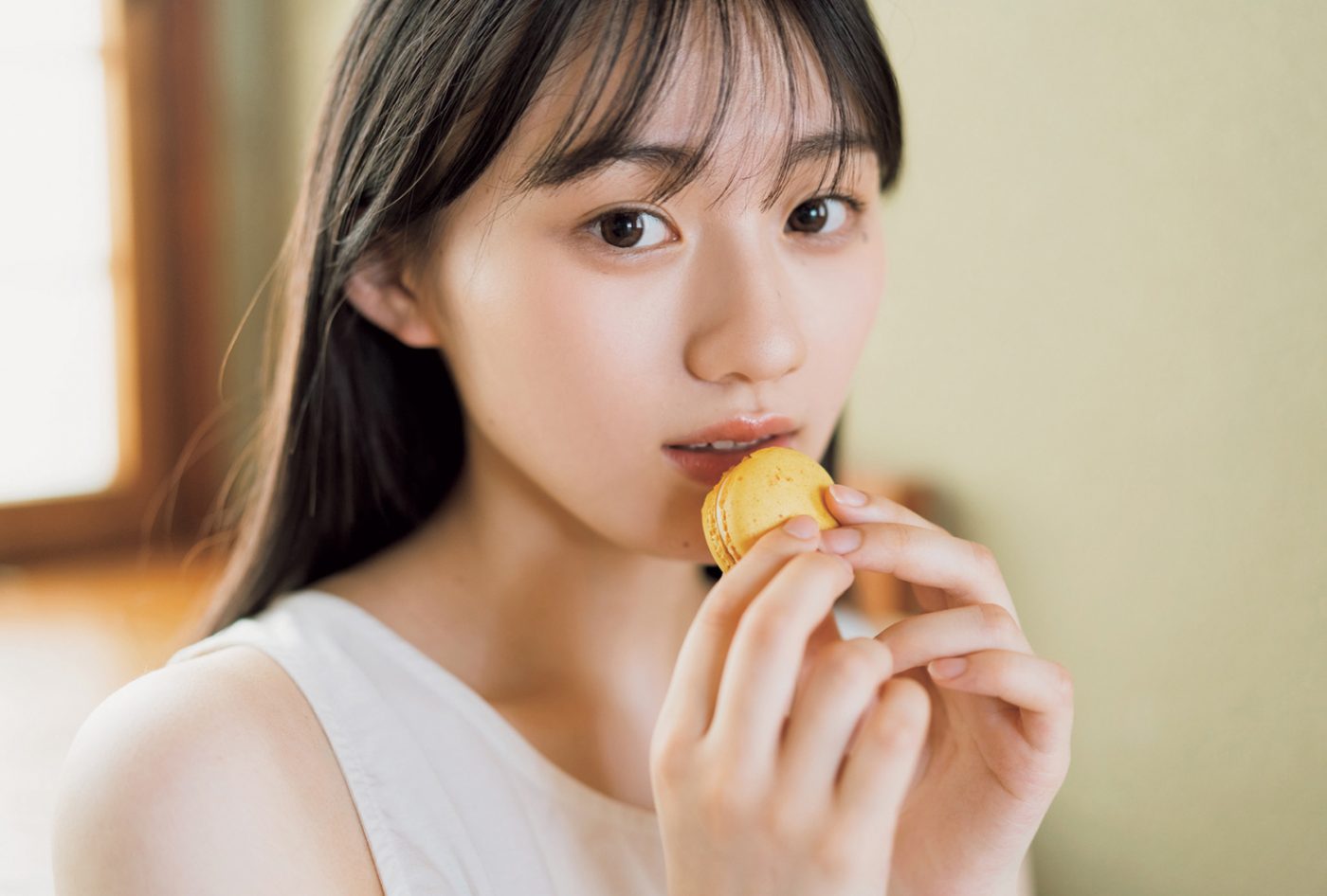 圧倒的な透明感！ 乃木坂46の5期生・川崎桜が飾る『B.L.T.8月号』表紙画像が解禁 - 画像一覧（6/13）