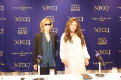 YOSHIKI、サラ・ブライトマンの来日記者会見に出席！「今回のツアーに向けて新曲を作りました」