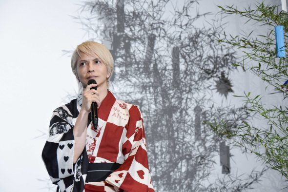 HYDE、新作ライヴ映像作品の先行上映会を開催！「みんな、観ちゃった？いいでしょ」