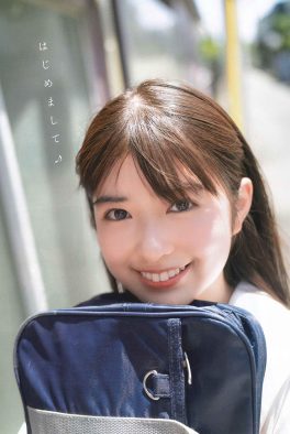 奇跡の15歳、乃木坂46・小川彩が『週刊少年チャンピオン』35号表紙＆巻頭グラビアに初登場