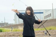 ウェットスーツや学ラン姿も！ のん主演映画『さかなのこ』より、あらたな場面写真7点公開 - 画像一覧（4/7）