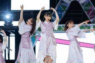 櫻坂46、富士急で『W-KEYAKI FES.2022』閉幕！ 尾関梨香・原田葵の卒業セレモニーも実施 - 画像一覧（40/52）