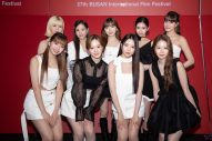 NiziU、釜山国際映画祭 『アジアコンテンツアワーズ （Asia Contents Awards）』に降臨 - 画像一覧（2/3）
