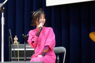 ハマ・オカモト（OKAMOTO’S）×Rei、フェンダーのイベントで中学生に音楽の特別レッスン！スペシャルセッションも披露 - 画像一覧（2/12）