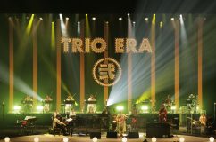 大橋トリオ、石田ゆり子をゲストに迎えた15周年記念コンサートのダイジェスト映像を公開