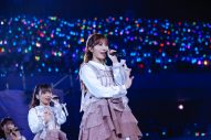 日向坂46、年末恒例のクリスマスライブでファンを魅了！「おひさまの皆さん、メリーひなクリスマスー！」 - 画像一覧（7/34）