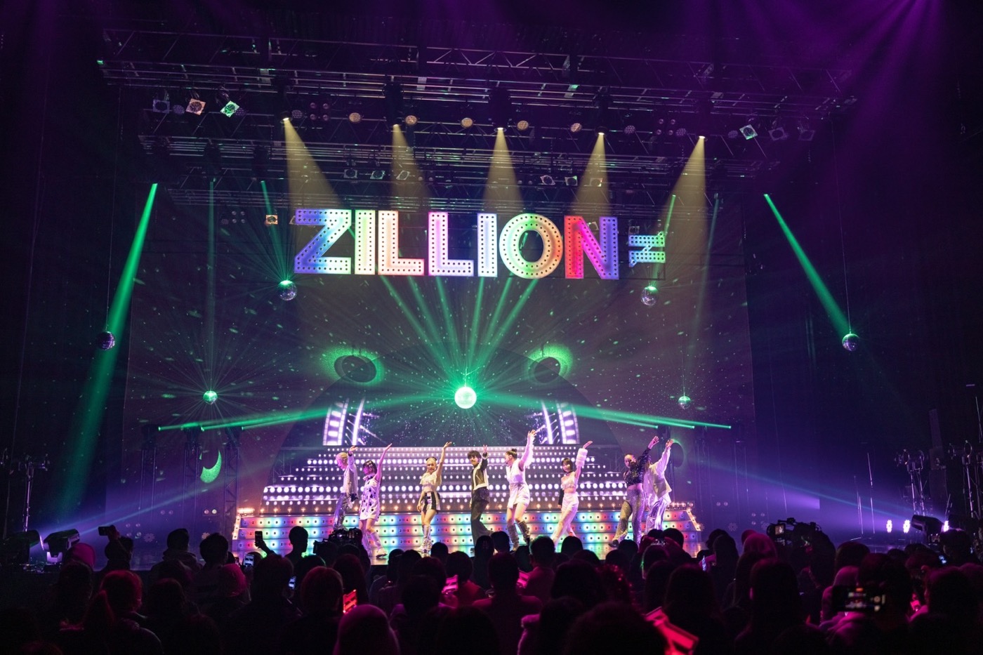 ZILLION、初のワンマンライブでメジャーデビューを発表！「ここからが本当のスタート」 - 画像一覧（8/9）
