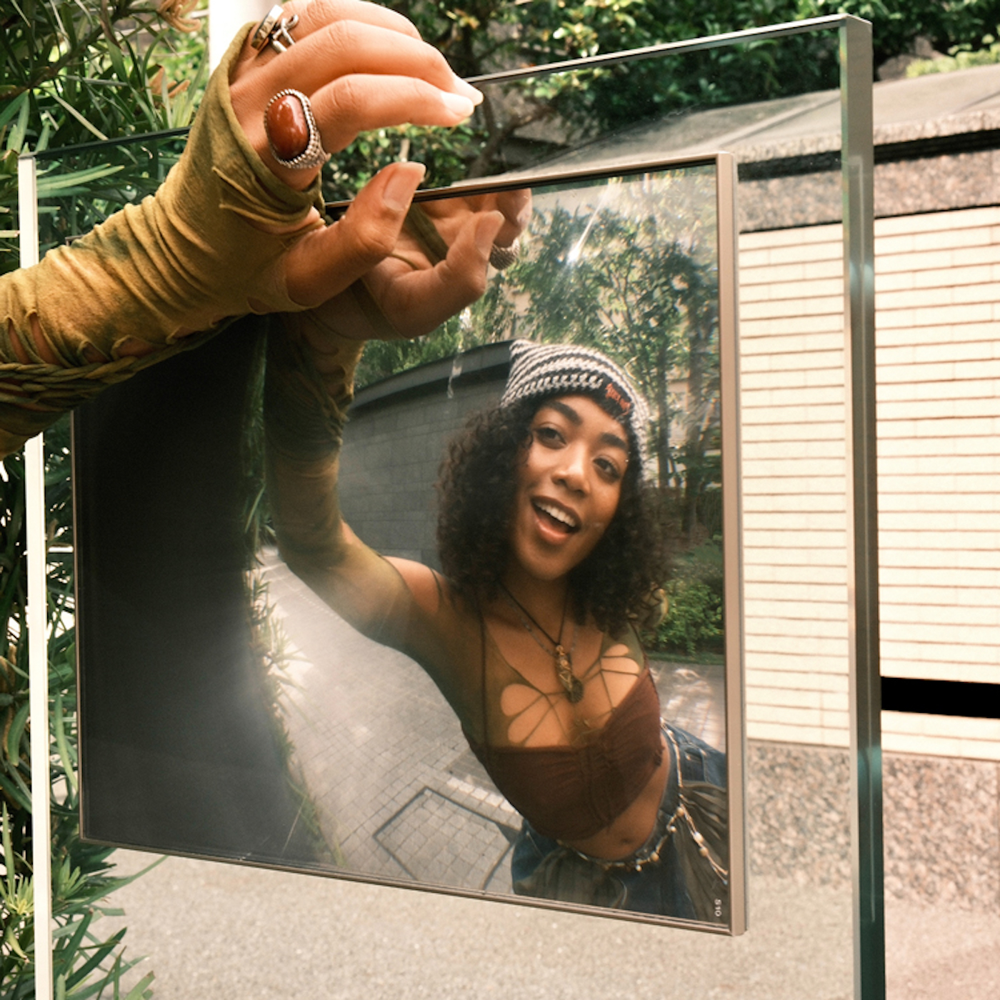 UMI、自身のルーツを表現した新曲「happy im」リリース