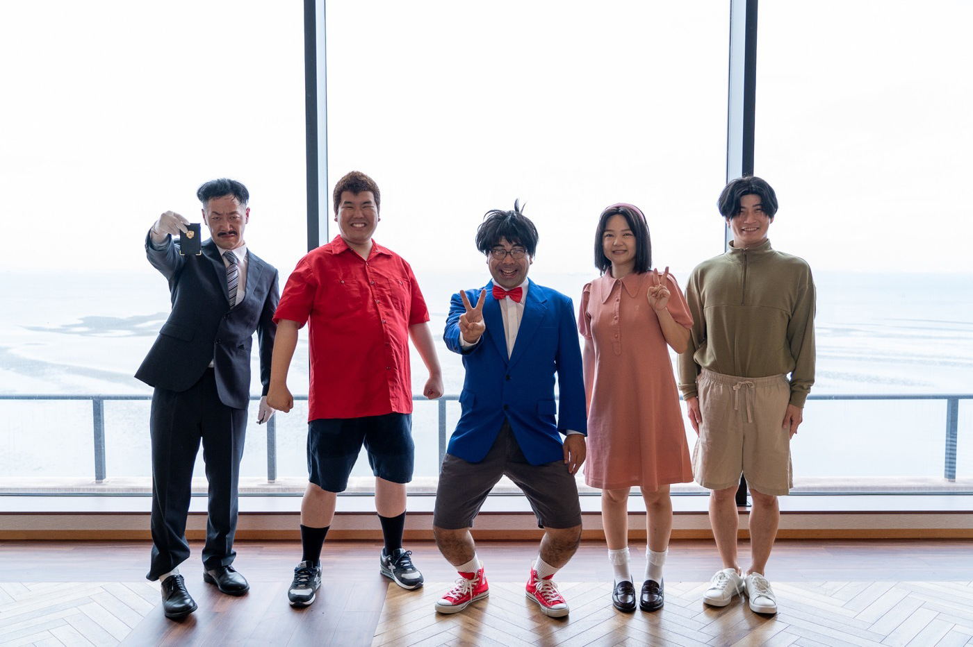 『名探偵コナン』の人気キャラに扮した『有吉の壁』メンバー写真