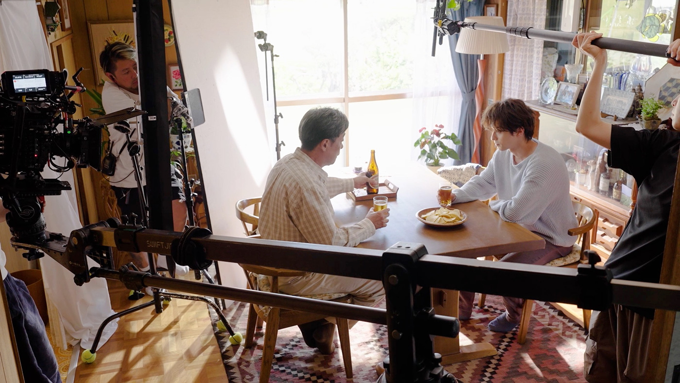 湖池屋「ピュアポテト この男、ピュアにつき。篇」新CM写真6