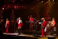 【ライブレポート】『バズリズム LIVE 2023』2日目公演のレポート到着！NiziU、女王蜂、ちゃんみな、乃木坂46、anoらが横アリで競演 - 画像一覧（4/19）