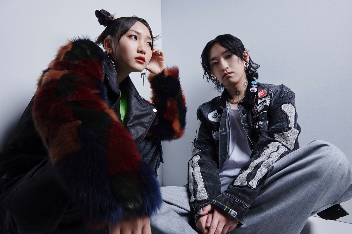 YOASOBI、ピカチュウたちが踊る「Biri-Biri」でダンス動画公開！ 香港ライブ映像の公開も決定