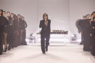 【レポート】YOSHIKI手掛けるハイファッションブランド「MAISON YOSHIKI PARIS」、ミラノファッションウィークで観客を魅了 - 画像一覧（1/8）
