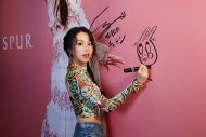 【レポート】TWICEチェヨン、自身のビジュアルが展示された『ETRO x CHAEYOUNG PHOTO GALLERY』を訪問 - 画像一覧（3/7）
