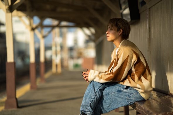 虎鷹（こたか）新曲「ペットみたいな恋人でいいですか」リリース！人気インフルエンサー白河芹が出演するMVも公開