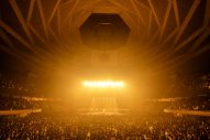 【ライブレポート】iri、自身初の日本武道館公演を開催！「まだ、自分がここに立っていることが信じられていなくて、夢のよう」 - 画像一覧（4/6）