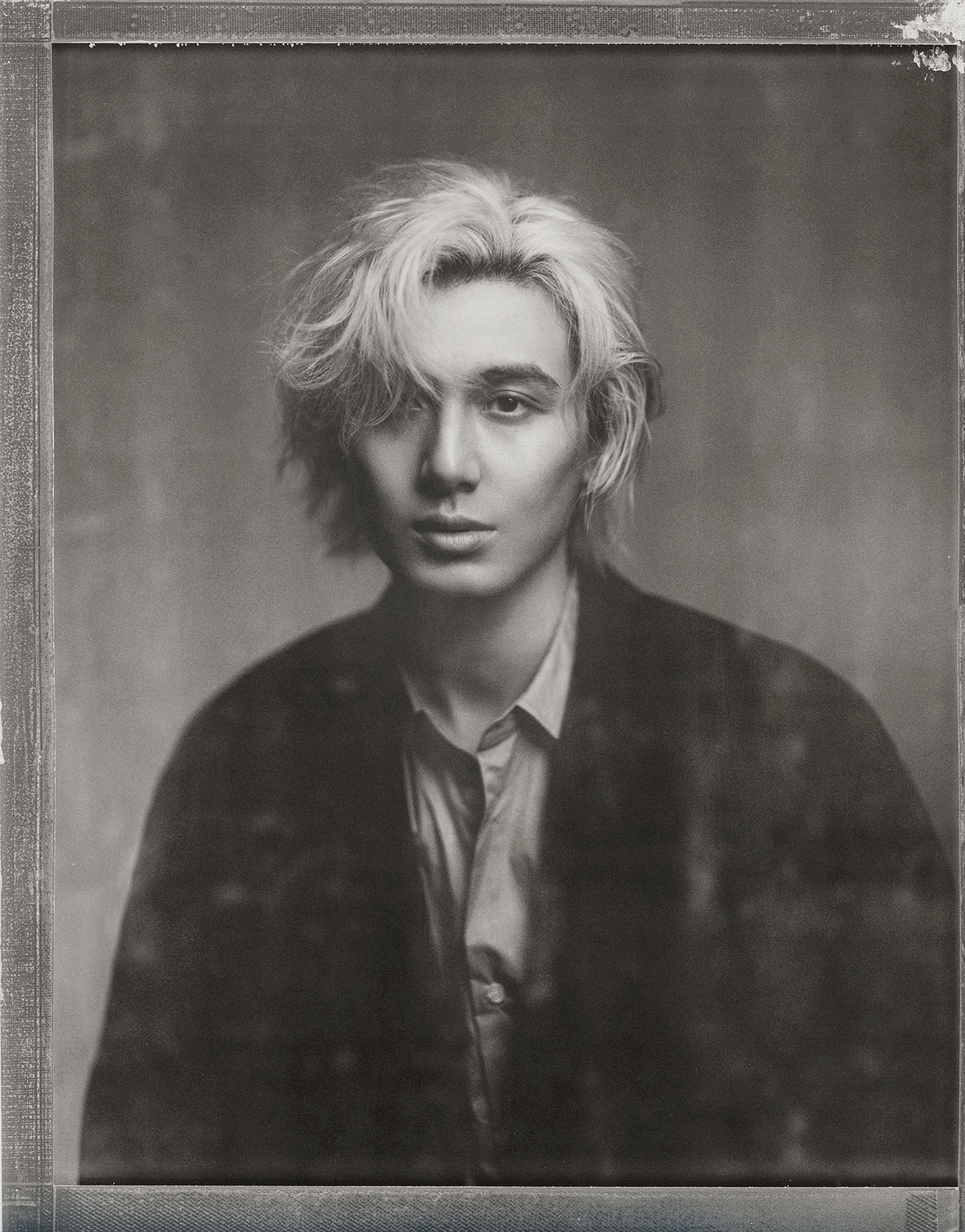 藤井風が特殊メイクで老人に！新曲「満ちてゆく」MV撮影の裏側をインスタで公開 - 画像一覧（1/3）