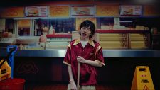 imase、マクドナルドタイアップソング「Happy Order?」のワクワクハッピーなMV公開 - 画像一覧（4/6）